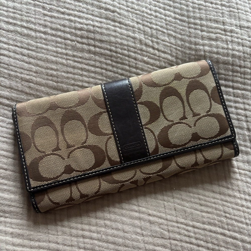 Vintage Y2K COACH Wallet
